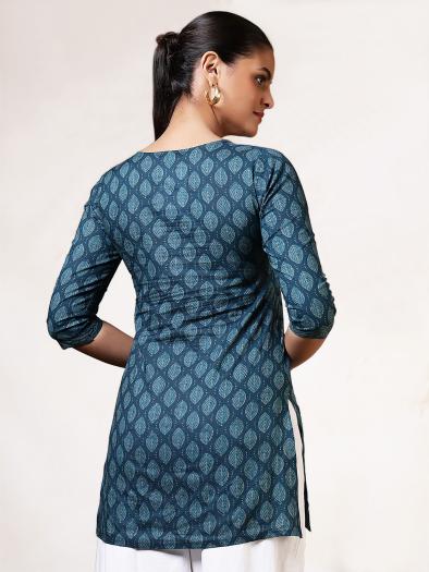 Preview: Cotton tunic, petrol blue with stylized leaf pattern print - back view